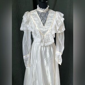 Vintage 70’s Prairie Girl Wedding Dress